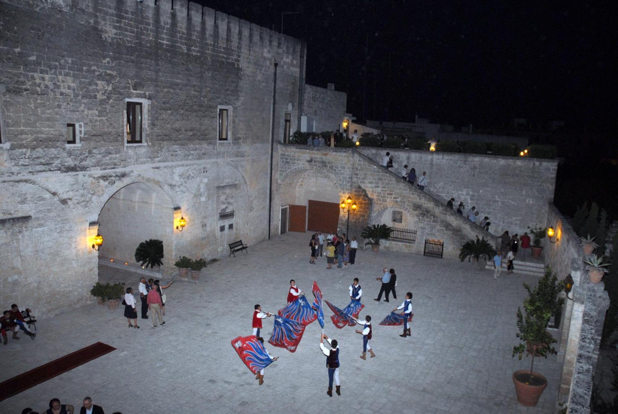 Castello Conti Filo Torre Santa Susanna